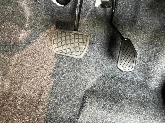 タフトＧ　届出済未使用車　前席シートヒーター　コーナーセンサー追突被害軽減ブレーキ　スマアシ　コーナーセンサー　ＬＥＤ　スマートキー　前席シートヒーター　オートエアコン　ナビ取付時用バックカメラ（滋賀県）の中古車
