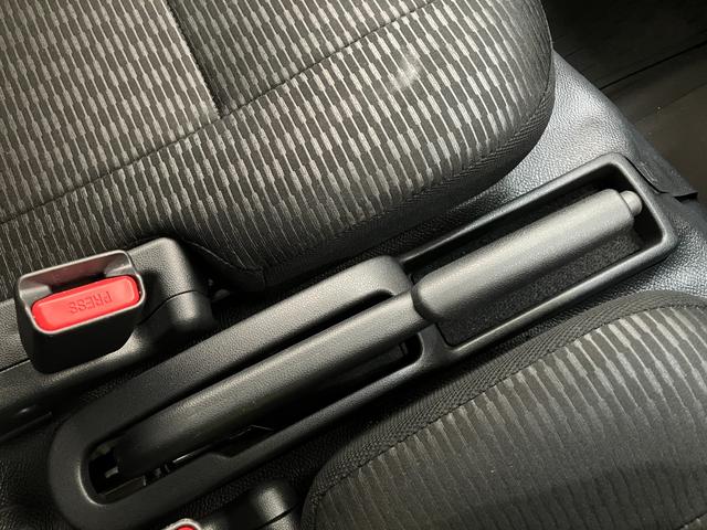 ハイゼットカーゴＤＸ　４ＷＤ　ＣＶＴ　コーナーセンサー　キーレス　ドラレコ追突被害軽減ブレーキ　スマアシ　コーナーセンサー　キーレス　パートタイム４ＷＤ　前席パワーウインドウ　リヤヒーターダクト　ドラレコ（滋賀県）の中古車