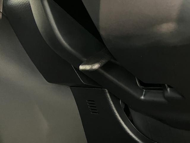トールカスタムＧ　フルセグナビ　バックカメラ　両側電動スライドドア追突被害軽減ブレーキ　スマアシ　コーナーセンサー　ＬＥＤ　スマートキー　両側電動スライドドア　レーダークルーズコントロール　フルセグナビ　ＤＶＤ　Ｂｌｕｅｔｏｏｔｈ　ＵＳＢ　バックカメラ（滋賀県）の中古車