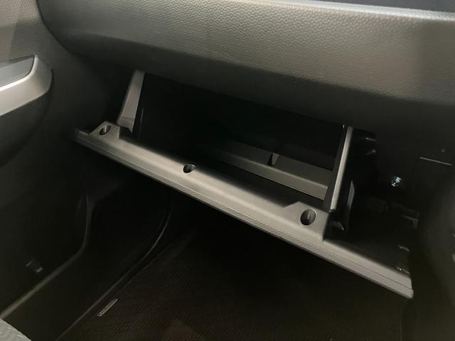 トールカスタムＧ　フルセグナビ　バックカメラ　両側電動スライドドア追突被害軽減ブレーキ　スマアシ　コーナーセンサー　ＬＥＤ　スマートキー　両側電動スライドドア　レーダークルーズコントロール　フルセグナビ　ＤＶＤ　Ｂｌｕｅｔｏｏｔｈ　ＵＳＢ　バックカメラ（滋賀県）の中古車