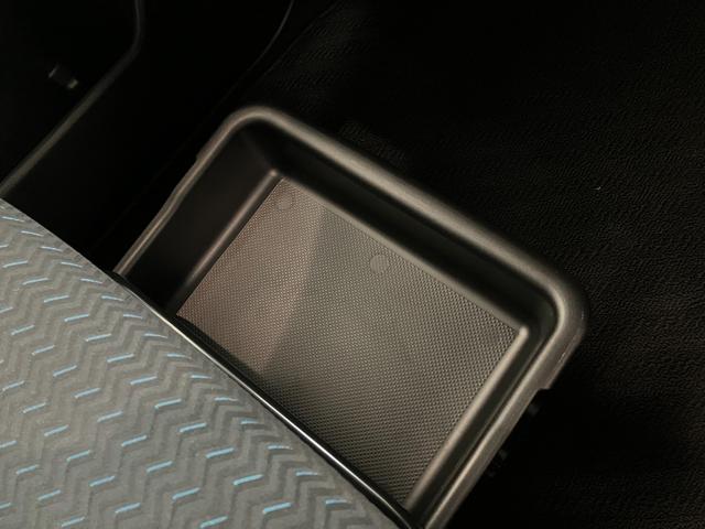 トールカスタムＧ　フルセグナビ　バックカメラ　両側電動スライドドア追突被害軽減ブレーキ　スマアシ　コーナーセンサー　ＬＥＤ　スマートキー　両側電動スライドドア　レーダークルーズコントロール　フルセグナビ　ＤＶＤ　Ｂｌｕｅｔｏｏｔｈ　ＵＳＢ　バックカメラ（滋賀県）の中古車