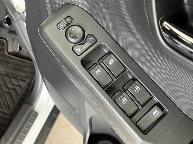 タフトＧ　スマートキー　前席シートヒーター　コーナーセンサー追突被害軽減ブレーキ　スマアシ　コーナーセンサー　ＬＥＤ　スマートキー　前席シートヒーター　オートエアコン　ＣＤステレオ　ＡＵＸ　ナビ取付時用バックカメラ（滋賀県）の中古車