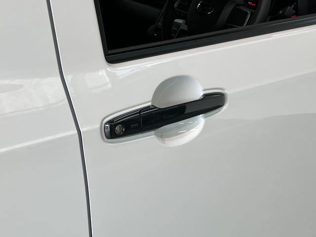 タフトＧダーククロムベンチャー　ＬＥＤ　届出済未使用車追突被害軽減ブレーキ　コーナーセンサー　ＬＥＤ　スマートキー　オートエアコン　前席シートヒーター　ナビ取付時用バックカメラ　オートライト　エコアイドル（滋賀県）の中古車