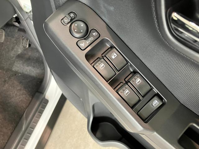 タフトＧダーククロムベンチャー　ＬＥＤ　届出済未使用車追突被害軽減ブレーキ　コーナーセンサー　ＬＥＤ　スマートキー　オートエアコン　前席シートヒーター　ナビ取付時用バックカメラ　オートライト　エコアイドル（滋賀県）の中古車