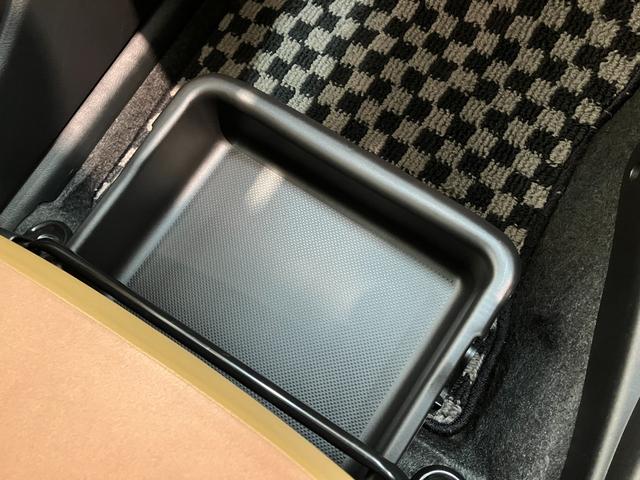 ミラジーノプレミアムＸ　走行５万５千キロ台７　車検整備付ウッド調インテリア　ＭＯＭＯステアリング　オートエアコン　キーレス　ナビ（滋賀県）の中古車