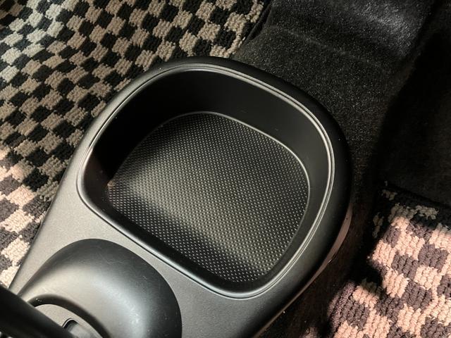 ミラジーノプレミアムＸ　走行５万５千キロ台７　車検整備付ウッド調インテリア　ＭＯＭＯステアリング　オートエアコン　キーレス　ナビ（滋賀県）の中古車