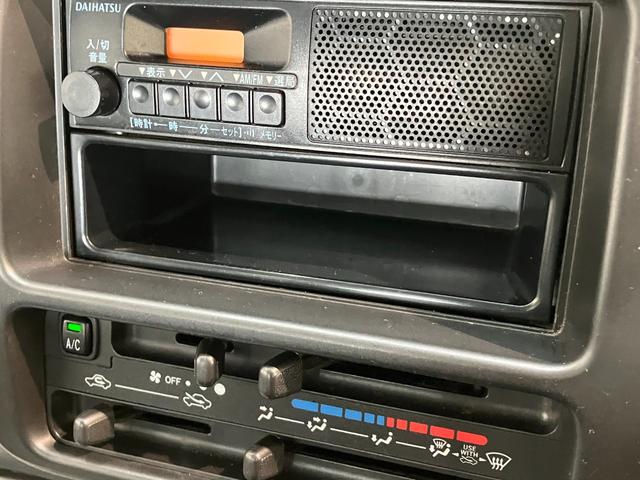 ハイゼットトラックエアコン・パワステ　スペシャル　２ＷＤ　５ＭＴＡＭ／ＦＭラジオ（滋賀県）の中古車