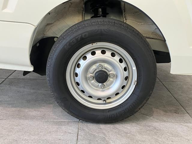 ハイゼットトラックスタンダードＳＡ３ｔ　４ＷＤ　ＡＴ車追突被害軽減ブレーキ　スマアシ３ｔ　パートタイム４ＷＤ　ＡＴ車　エアコン　パワステ　ＡＭ／ＦＭラジオ（滋賀県）の中古車