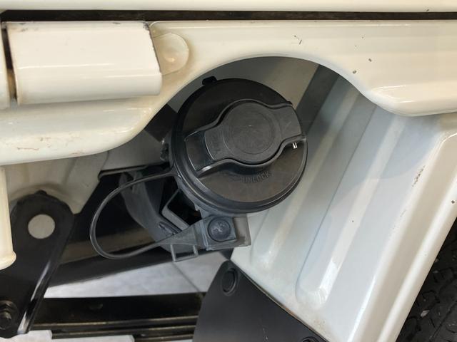 ハイゼットトラックスタンダードＳＡ３ｔ　４ＷＤ　ＡＴ車追突被害軽減ブレーキ　スマアシ３ｔ　パートタイム４ＷＤ　ＡＴ車　エアコン　パワステ　ＡＭ／ＦＭラジオ（滋賀県）の中古車