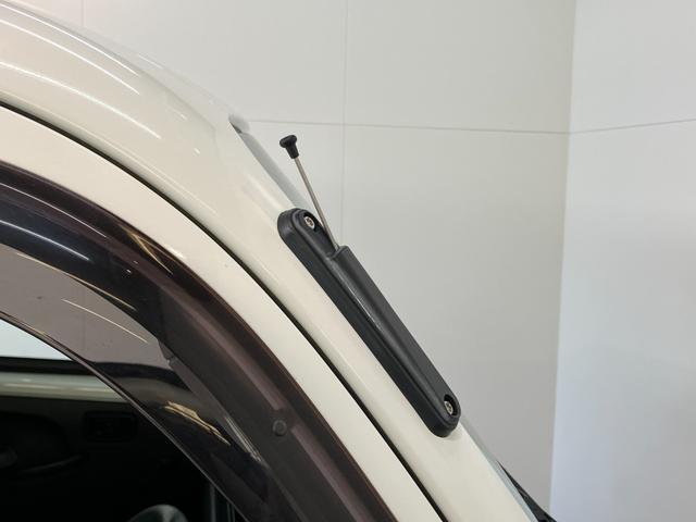 ハイゼットトラックスタンダードＳＡ３ｔ　４ＷＤ　ＡＴ車追突被害軽減ブレーキ　スマアシ３ｔ　パートタイム４ＷＤ　ＡＴ車　エアコン　パワステ　ＡＭ／ＦＭラジオ（滋賀県）の中古車