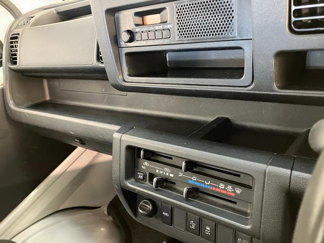 ハイゼットトラックスタンダードＳＡ３ｔ　４ＷＤ　ＡＴ車追突被害軽減ブレーキ　スマアシ３ｔ　パートタイム４ＷＤ　ＡＴ車　エアコン　パワステ　ＡＭ／ＦＭラジオ（滋賀県）の中古車