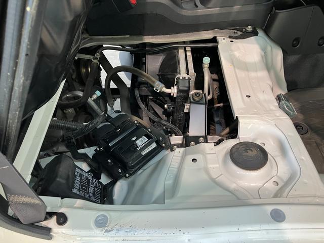ハイゼットトラックスタンダードＳＡ３ｔ　４ＷＤ　ＡＴ車追突被害軽減ブレーキ　スマアシ３ｔ　パートタイム４ＷＤ　ＡＴ車　エアコン　パワステ　ＡＭ／ＦＭラジオ（滋賀県）の中古車