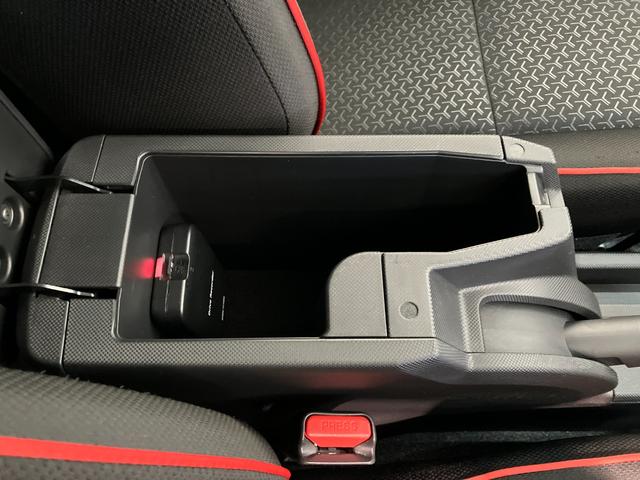 ロッキーＧ　フルセグナビ　バックカメラ　レーダークルーズコントロール追突被害軽減ブレーキ　スマアシ　コーナーセンサー　ＬＥＤ　スマートキー　前席シートヒーター　レーダークルーズコントロール　フルセグナビ　ＤＶＤ　Ｂｌｕｅｔｏｏｔｈ　ＵＳＢ　バックカメラ　前後ドラレコ（滋賀県）の中古車