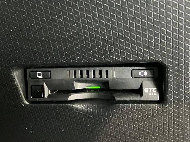 タントカスタムＲＳ　フルセグナビ　バックカメラ　後席モニター衝突被害軽減ブレーキ　コーナーセンサー　両側電動スライドドア　シートヒーター　ＬＥＤ　フルセグナビ　ＤＶＤ　Ｂｌｕｅｔｏｏｔｈ　後席モニター　バックカメラ　前後ドラレコ　オートライト　スマートキー（滋賀県）の中古車