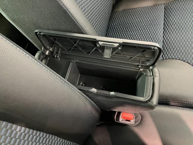 タントカスタムＲＳ　フルセグナビ　バックカメラ　後席モニター衝突被害軽減ブレーキ　コーナーセンサー　両側電動スライドドア　シートヒーター　ＬＥＤ　フルセグナビ　ＤＶＤ　Ｂｌｕｅｔｏｏｔｈ　後席モニター　バックカメラ　前後ドラレコ　オートライト　スマートキー（滋賀県）の中古車