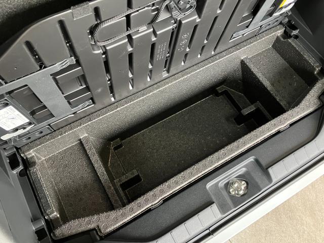 タントカスタムＲＳ　フルセグナビ　バックカメラ　後席モニター衝突被害軽減ブレーキ　コーナーセンサー　両側電動スライドドア　シートヒーター　ＬＥＤ　フルセグナビ　ＤＶＤ　Ｂｌｕｅｔｏｏｔｈ　後席モニター　バックカメラ　前後ドラレコ　オートライト　スマートキー（滋賀県）の中古車