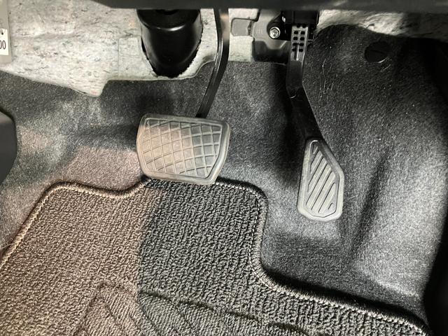 タントカスタムＲＳ　フルセグナビ　バックカメラ　後席モニター衝突被害軽減ブレーキ　コーナーセンサー　両側電動スライドドア　シートヒーター　ＬＥＤ　フルセグナビ　ＤＶＤ　Ｂｌｕｅｔｏｏｔｈ　後席モニター　バックカメラ　前後ドラレコ　オートライト　スマートキー（滋賀県）の中古車