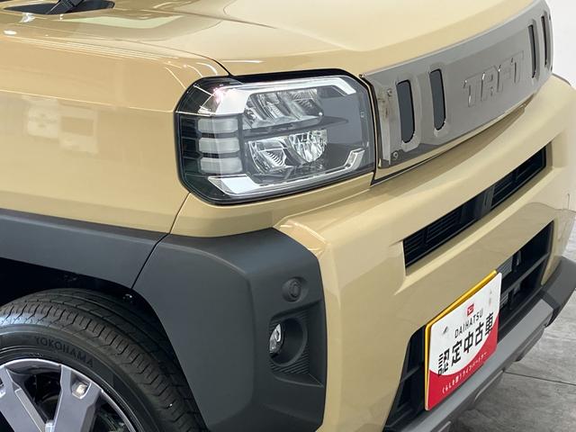 タフトＧ　ダーククロムベンチャー　届出済未使用車　　スマートキー衝突被害軽減ブレーキ　コーナーセンサー　バックカメラ（ナビ装着時用）　前席シートヒーター　電動パーキングブレーキ　１５インチ専用アルミホイール　オートライト　オートエアコン　スマートキー　エコアイドル（滋賀県）の中古車