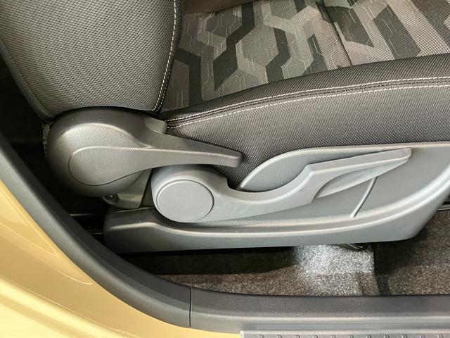 タフトＧ　ダーククロムベンチャー　届出済未使用車　　スマートキー衝突被害軽減ブレーキ　コーナーセンサー　バックカメラ（ナビ装着時用）　前席シートヒーター　電動パーキングブレーキ　１５インチ専用アルミホイール　オートライト　オートエアコン　スマートキー　エコアイドル（滋賀県）の中古車