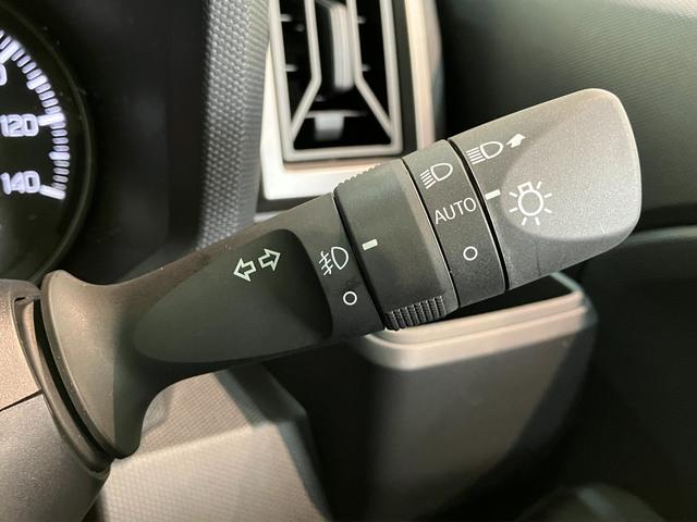 タフトＧ　ダーククロムベンチャー　届出済未使用車　　スマートキー衝突被害軽減ブレーキ　コーナーセンサー　バックカメラ（ナビ装着時用）　前席シートヒーター　電動パーキングブレーキ　１５インチ専用アルミホイール　オートライト　オートエアコン　スマートキー　エコアイドル（滋賀県）の中古車