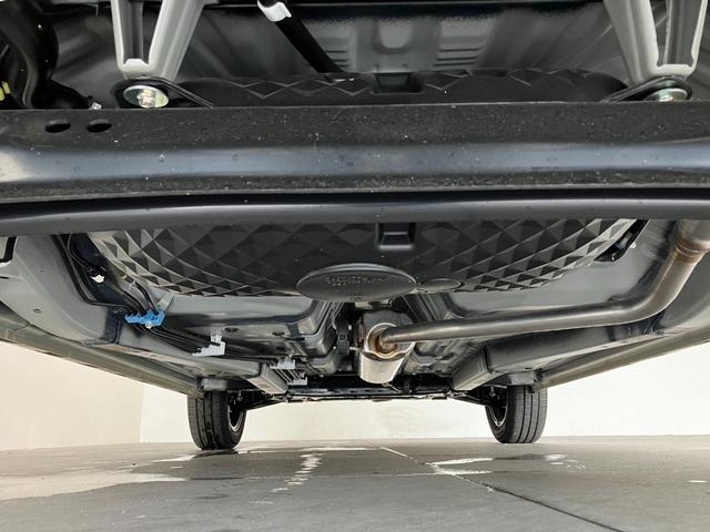 タフトＧ　ダーククロムベンチャー　届出済未使用車　　スマートキー衝突被害軽減ブレーキ　コーナーセンサー　バックカメラ（ナビ装着時用）　前席シートヒーター　電動パーキングブレーキ　１５インチ専用アルミホイール　オートライト　オートエアコン　スマートキー　エコアイドル（滋賀県）の中古車
