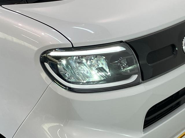 タントＸ　届出済未使用車　左側電動スライドドア　ＬＥＤヘッドライト衝突被害軽減ブレーキ　コーナーセンサー　バックカメラ（ナビ装着時用）　前席シートヒーター　電動パーキングブレーキ　　電動格納ミラー　オートライト　オートエアコン　スマートキー　エコアイドル（滋賀県）の中古車