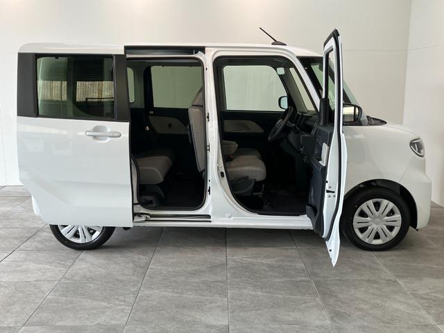 タントＸ　届出済未使用車　左側電動スライドドア　ＬＥＤヘッドライト衝突被害軽減ブレーキ　コーナーセンサー　バックカメラ（ナビ装着時用）　前席シートヒーター　電動パーキングブレーキ　　電動格納ミラー　オートライト　オートエアコン　スマートキー　エコアイドル（滋賀県）の中古車