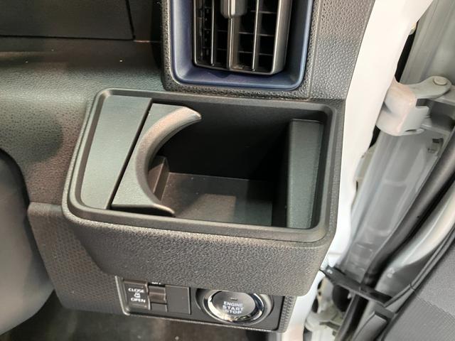 タントＸ　届出済未使用車　左側電動スライドドア　ＬＥＤヘッドライト衝突被害軽減ブレーキ　コーナーセンサー　バックカメラ（ナビ装着時用）　前席シートヒーター　電動パーキングブレーキ　　電動格納ミラー　オートライト　オートエアコン　スマートキー　エコアイドル（滋賀県）の中古車