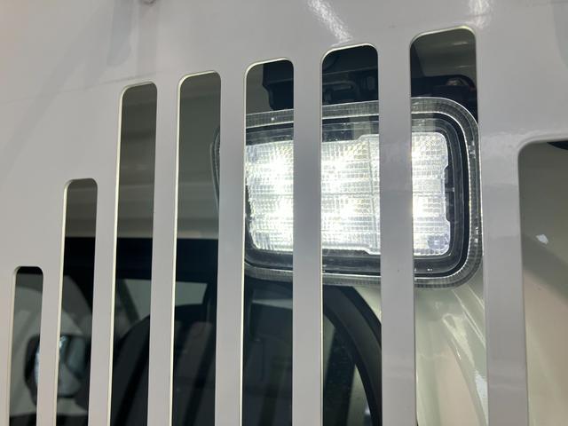 ハイゼットトラック多目的ダンプ　４ＷＤ　ディスプレイオーディオ　バックカメラ衝突被害軽減ブレーキ　コーナーセンサー　ＬＥＤヘッドライト　スマートキー　パワーウインドウ　　荷台作業灯　Ｈｉ−Ｌｏ切り替え　オートライト　Ｂｌｕｅｔｏｏｔｈ　ＵＳＢ　プッシュボタンスタート（滋賀県）の中古車