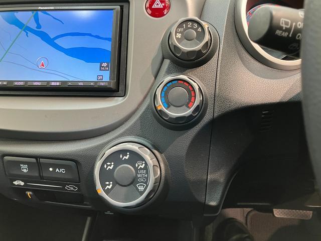 フィット１３Ｇ　ワンセグナビ　ＥＴＣ　キーレス　走行６万４千キロ台ＵＳＢ　キーレス　電格ミラー　運転席シートリフター　ＥＣＯＮモードスイッチ（滋賀県）の中古車