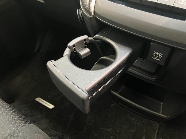 ステップワゴンスパーダスパーダハイブリッド　Ｇ　ホンダセンシング　１０型ナビ追突被害軽減ブレーキ　ＬＥＤ　スマートキー　両側電動スライドドア　１０型フルセグナビ　ＤＶＤ　Ｂｌｕｅｔｏｏｔｈ　ＵＳＢ　バックカメラ　レーダークルーズコントロール（滋賀県）の中古車