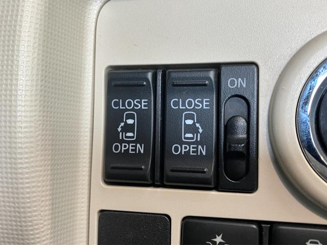 ムーヴキャンバスＸリミテッドメイクアップＳＡ２　４ＷＤ　パノラマカメラ追突被害軽減ブレーキ　スマアシ２　スマートキー　両側電動スライドドア　ディスプレイオーディオ　パノラマカメラ　オートエアコン　ＤＶＤ　Ｂｌｕｅｔｏｏｔｈ　ＵＳＢ　エコアイドル（滋賀県）の中古車