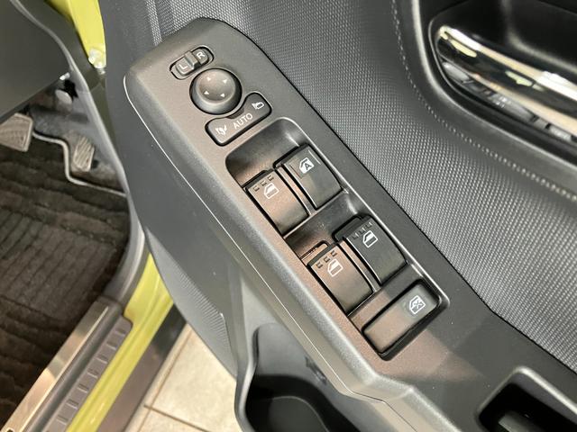 タフトＧターボ　ダーククロムベンチャー　１０型ナビ　バックカメラ追突被害軽減ブレーキ　スマアシ　コーナーセンサー　ＬＥＤ　スマートキー　シートヒーター　レーダークルコン　１０型フルセグナビ　バックカメラ　前後ドラレコ　ＥＴＣ車載器　ＤＶＤ　Ｂｌｕｅｔｏｏｔｈ（滋賀県）の中古車