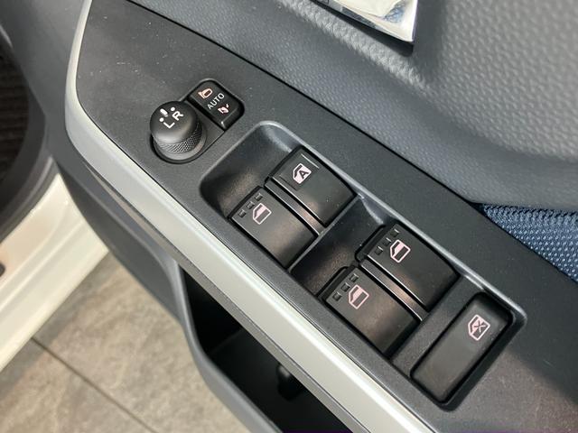 トールカスタムＧ　ターボ　フルセグナビ　バックカメラ　クルコン追突被害軽減ブレーキ　スマアシ　コーナーセンサー　スマートキー　両側電動スライドドア　ＬＥＤ　レーダークルーズコントロール　フルセグナビ　ＤＶＤ　Ｂｌｕｅｔｏｏｔｈ　ＵＳＢ　バックカメラ（滋賀県）の中古車