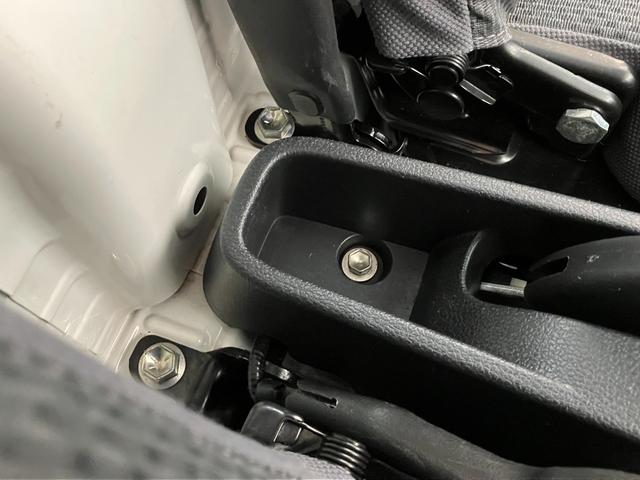 ハイゼットトラックローダンプ　電動　４ＷＤ　４ＡＴ　４枚リーフスプリングパートタイム４ＷＤ　４ＡＴ　４枚リーフスプリング　ＡＭ／ＦＭラジオ　マニュアルエアコン　マニュアルレベリング　電動ローダンプ（滋賀県）の中古車