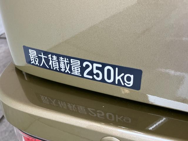 ハイゼットカーゴデッキバンＧ　４ＷＤ　ＬＥＤ　キーレス追突被害軽減ブレーキ　スマアシ３　キーレス　パワーウインドウ　パートタイム４ＷＤ　両側スライドドア　エコアイドル（滋賀県）の中古車