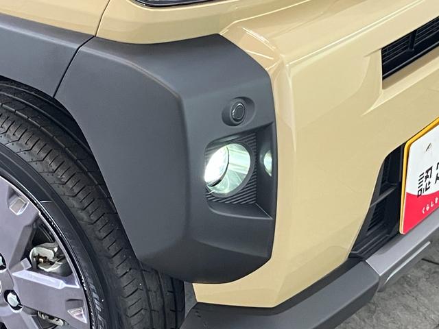 タフトＧダーククロムベンチャー　届出済未使用車　前席シートヒーター追突被害軽減ブレーキ　コーナーセンサー　ＬＥＤ　スマートキー　オートエアコン　前席シートヒーター　ナビ取付時用バックカメラ　スカイフィールトップ　１５インチアルミ　オートライト　エコアイドル（滋賀県）の中古車