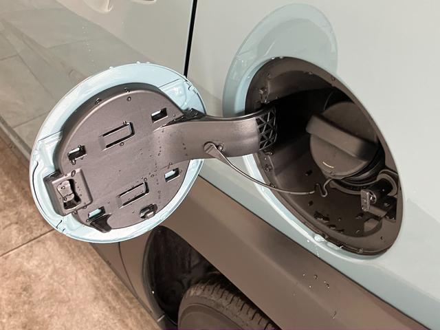 タフトＧダーククロムベンチャー　届出済未使用車　前席シートヒーター追突被害軽減ブレーキ　コーナーセンサー　ＬＥＤ　スマートキー　オートエアコン　前席シートヒーター　ナビ取付時用バックカメラ　電動パーキングブレーキ　オートライト　エコアイドル（滋賀県）の中古車