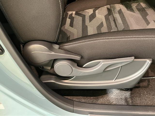 タフトＧダーククロムベンチャー　届出済未使用車　前席シートヒーター追突被害軽減ブレーキ　コーナーセンサー　ＬＥＤ　スマートキー　オートエアコン　前席シートヒーター　ナビ取付時用バックカメラ　電動パーキングブレーキ　オートライト　エコアイドル（滋賀県）の中古車