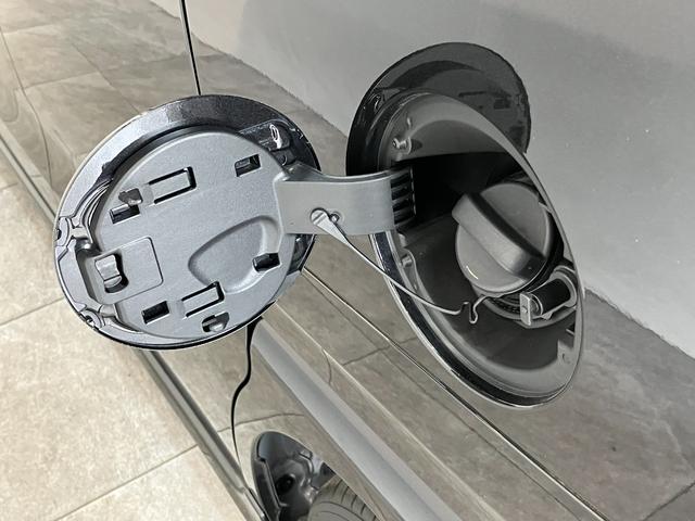 タントカスタムＸ　届出済未使用車　両側電動スライドドア　ＬＥＤ追突被害軽減ブレーキ　コーナーセンサー　ＬＥＤ　スマートキー　両側電動スライドドア　前席シートヒーター　オートエアコン　ナビ取付時用バックカメラ　オートライト　エコアイドル（滋賀県）の中古車