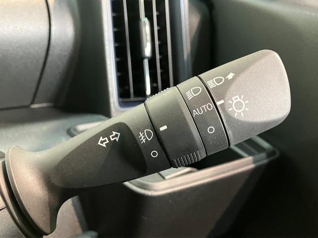 タントカスタムＸ　届出済未使用車　両側電動スライドドア　ＬＥＤ追突被害軽減ブレーキ　コーナーセンサー　ＬＥＤ　スマートキー　両側電動スライドドア　前席シートヒーター　オートエアコン　ナビ取付時用バックカメラ　オートライト　エコアイドル（滋賀県）の中古車