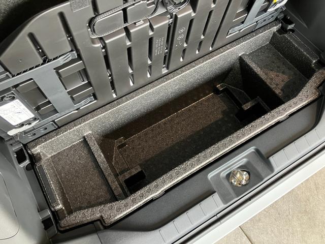 タントカスタムＸ　届出済未使用車　９型ディスプレイオーディオ追突被害軽減ブレーキ　コーナーセンサー　ＬＥＤヘッド　スマートキー　両側電動スライドドア　前席シートヒーター　オートエアコン　　フルセグ　Ｂｌｕｅｔｏｏｔｈ　ＵＳＢ　バックカメラ　エコアイドル（滋賀県）の中古車