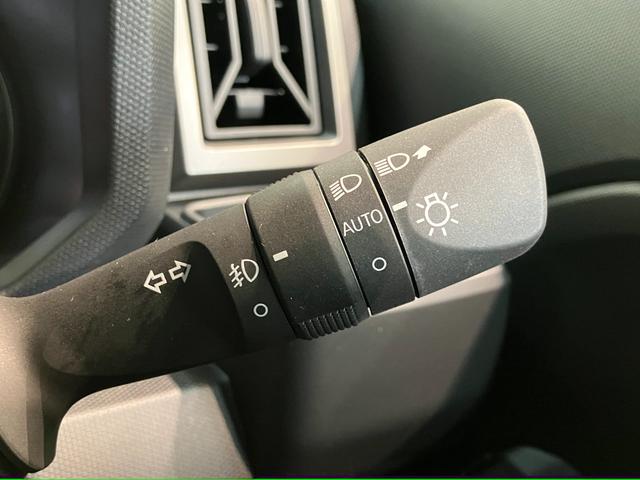タフトＧダーククロムベンチャー　ＬＥＤ　届出済未使用車追突被害軽減ブレーキ　コーナーセンサー　ＬＥＤ　スマートキー　オートエアコン　前席シートヒーター　ナビ取付時用バックカメラ　オートライト　エコアイドル（滋賀県）の中古車