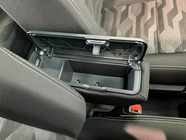 タフトＧダーククロムベンチャー　ＬＥＤ　届出済未使用車追突被害軽減ブレーキ　コーナーセンサー　ＬＥＤ　スマートキー　オートエアコン　前席シートヒーター　ナビ取付時用バックカメラ　オートライト　エコアイドル（滋賀県）の中古車