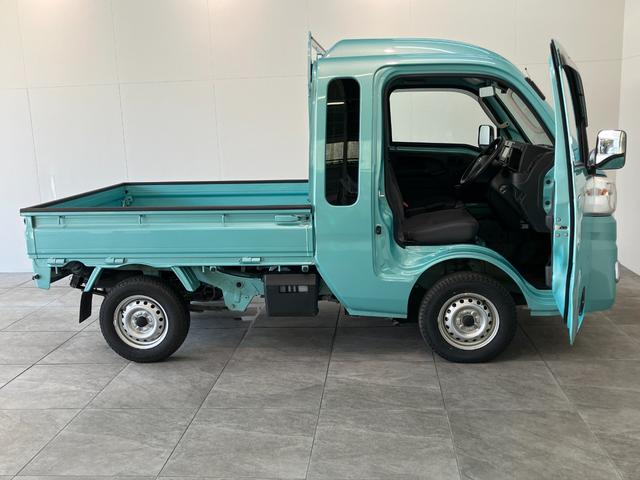 ハイゼットトラックジャンボＳＡ３ｔ　５ＭＴ　４ＷＤ　フルセグナビ　ドラレコ衝突被害軽減ブレーキ・スマアシ３ｔ　ＬＥＤヘッドライト　キーレス　パワーウインドウ　荷台作業灯　ドラレコ　フルセグナビ　ＤＶＤ　Ｂｌｕｅｔｏｏｔｈ　ＵＳＢ　パートタイム４ＷＤ　リヤ４枚リーフスプリング（滋賀県）の中古車