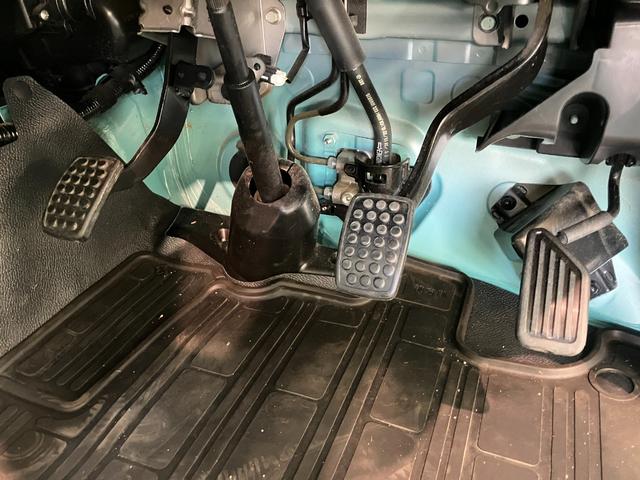 ハイゼットトラックジャンボＳＡ３ｔ　５ＭＴ　４ＷＤ　フルセグナビ　ドラレコ衝突被害軽減ブレーキ・スマアシ３ｔ　ＬＥＤヘッドライト　キーレス　パワーウインドウ　荷台作業灯　ドラレコ　フルセグナビ　ＤＶＤ　Ｂｌｕｅｔｏｏｔｈ　ＵＳＢ　パートタイム４ＷＤ　リヤ４枚リーフスプリング（滋賀県）の中古車