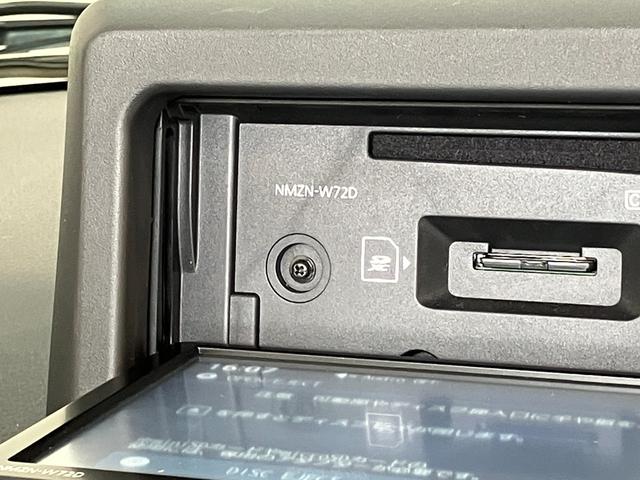 コペン２０ｔｈアニバーサリーエディション　５ＭＴ　フルセグナビＢＢＳアルミ　本皮シート　２０ＴＨ専用ＭＯＭＯステ　ＨＫＳサスペンション　ＴＶコントロール　バックカメラ　ドラレコ　ＥＴＣ車載器　ＬＥＤヘッドライト　スマートキー　シートヒーター　オートライト（滋賀県）の中古車