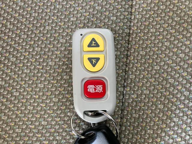 タントスローパーＬ　ＳＡ３　リヤシート付き仕様　フルセグナビスローパー　衝突被害軽減ブレーキ　フルセグナビ　Ｂｌｕｅｔｏｏｔｈ　ＤＶＤ再生　前後ドライブレコーダー　ＥＴＣ車載器　キーレス　エコアイドル（滋賀県）の中古車