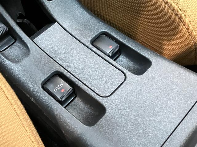 コペンセロ　フルセグナビ　バックカメラ　ＥＴＣ　車検整備付ＬＥＤ　スマートキー　シートヒーター　フルセグナビ　ＤＶＤ　Ｂｌｕｅｔｏｏｔｈ　ＵＳＢ　バックカメラ　ＣＤ録音　ＥＴＣ車載器　電動オープンルーフ　エコアイドル（滋賀県）の中古車
