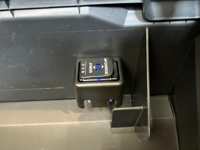 コペンセロ　フルセグナビ　バックカメラ　ＥＴＣ　車検整備付ＬＥＤ　スマートキー　シートヒーター　フルセグナビ　ＤＶＤ　Ｂｌｕｅｔｏｏｔｈ　ＵＳＢ　バックカメラ　ＣＤ録音　ＥＴＣ車載器　電動オープンルーフ　エコアイドル（滋賀県）の中古車